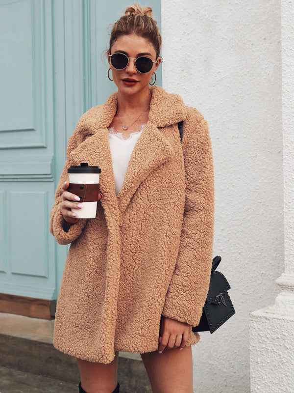 Women’s Oversized Minimalist Sherpa Coat With Folded Collar - THE QUEEN RUNWAY