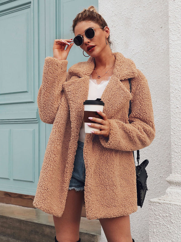 Women’s Oversized Minimalist Sherpa Coat With Folded Collar - THE QUEEN RUNWAY