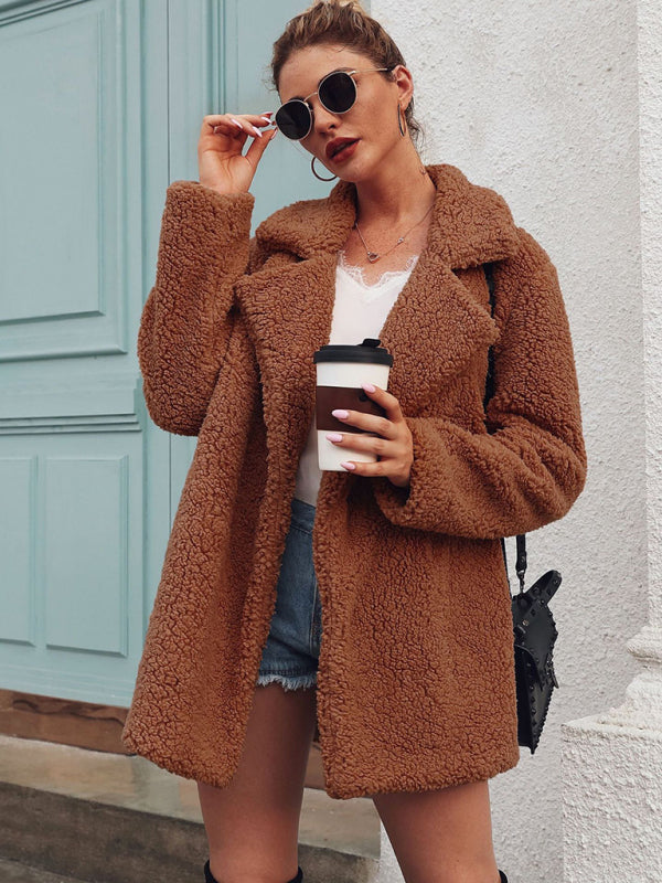 Women’s Oversized Minimalist Sherpa Coat With Folded Collar - THE QUEEN RUNWAY