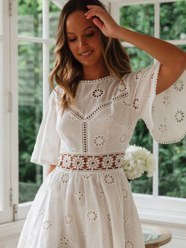 Women's Woven Sexy Open Back Hollow Fringed DressTHE QUEEN RUNWAY