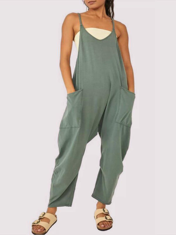 Women's casual solid color V-neck suspender pocket jumpsuitTHE QUEEN RUNWAY