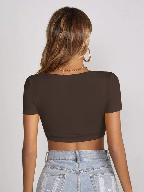 Women's Staple Rib Scoop Neck Short Sleeve Crop Top - THE QUEEN RUNWAY