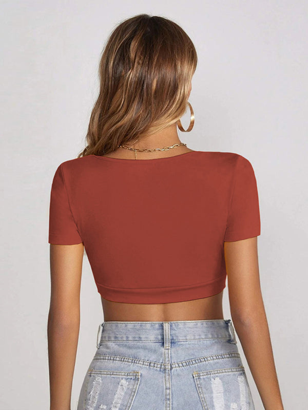 Women's Staple Rib Scoop Neck Short Sleeve Crop Top - THE QUEEN RUNWAY
