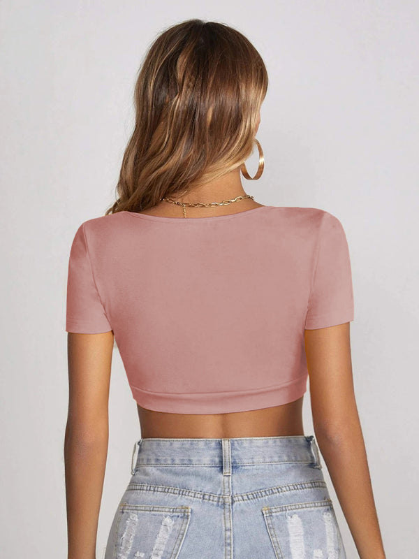 Women's Staple Rib Scoop Neck Short Sleeve Crop Top - THE QUEEN RUNWAY