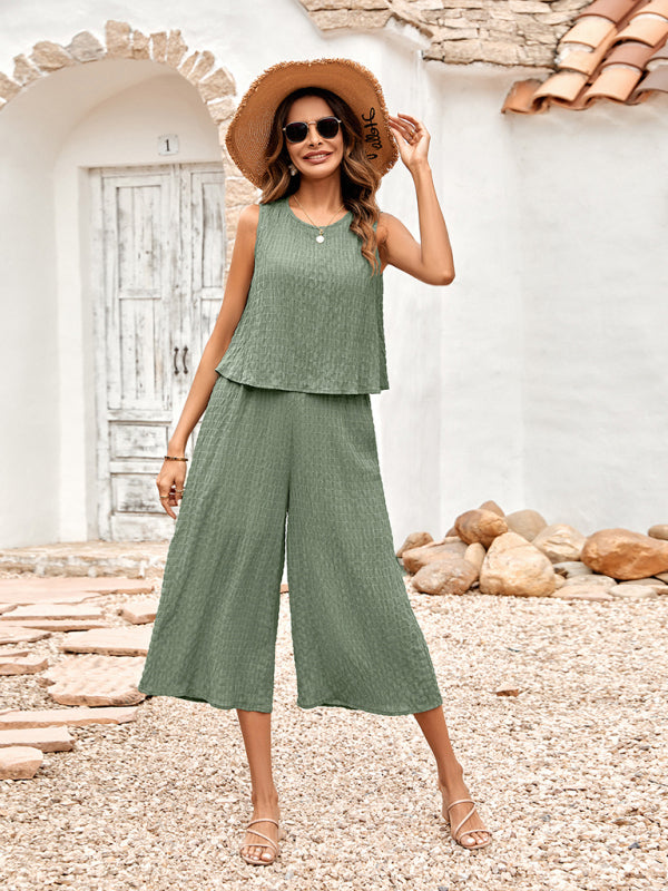 New Ladies Solid Color Casual Loose Sleeveless Ladies Jumpsuit - THE QUEEN RUNWAY