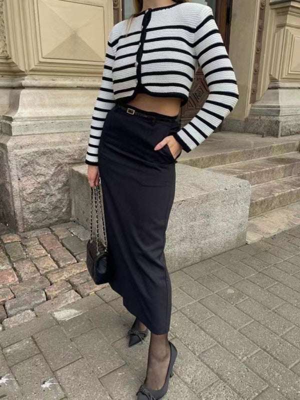 Round neck striped buttoned curved sweater cardigan jacket - THE QUEEN RUNWAY
